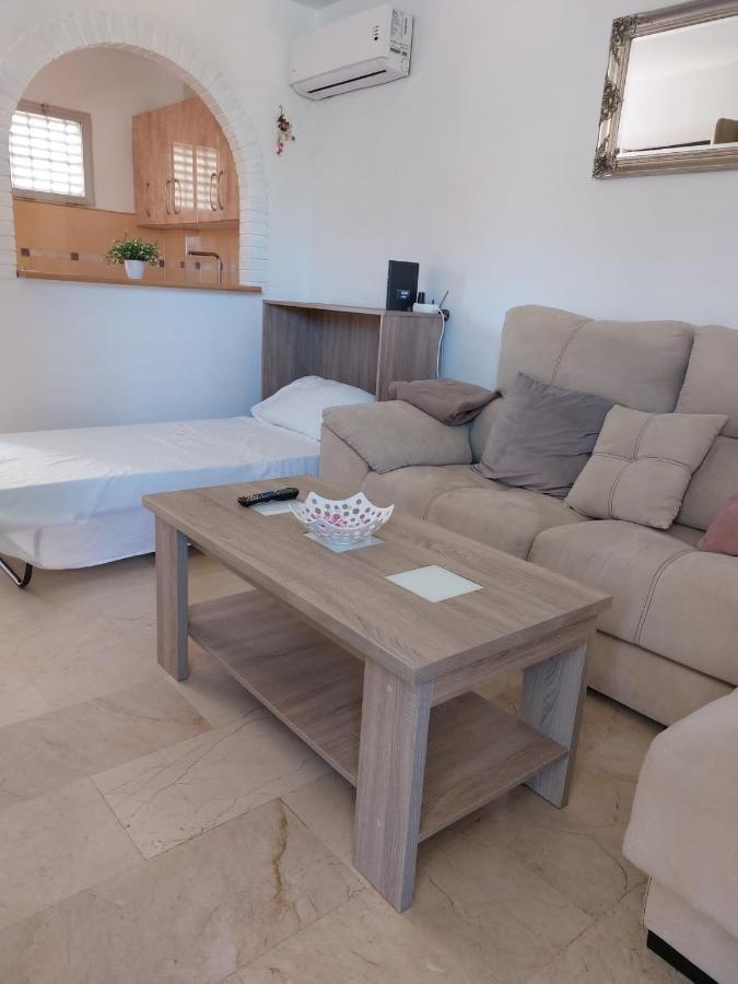 Lovely Apartment In Torremolinos Views Of The Sea, Pool, Terrace, Sofa Bed And Fully Equipped Kitchen Exterior photo