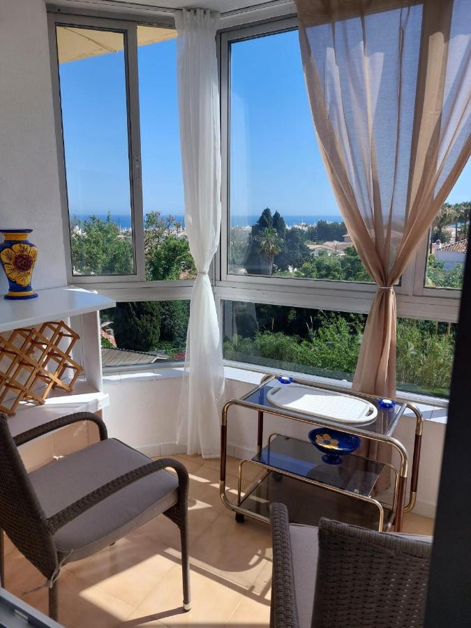 Lovely Apartment In Torremolinos Views Of The Sea, Pool, Terrace, Sofa Bed And Fully Equipped Kitchen Exterior photo